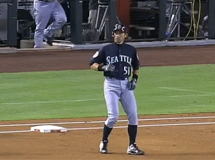 Ichiro Gets 2500th Hit as Mariners Beat Diamondbacks