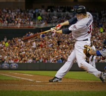 Twins Will Decide on Morneau in Off-Season