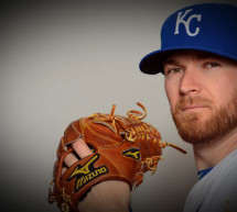 Royals News: Wade Davis to Miss Start With Sore Shoulder