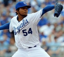 Royals Beat Twins Behind Ervin Santana