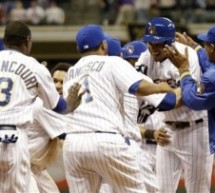 Aramis Ramirez Hits Walkoff Single, Brewers Beat Phillies