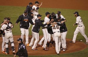 Image for Giants Squeeze by Nationals, Advance to NLCS